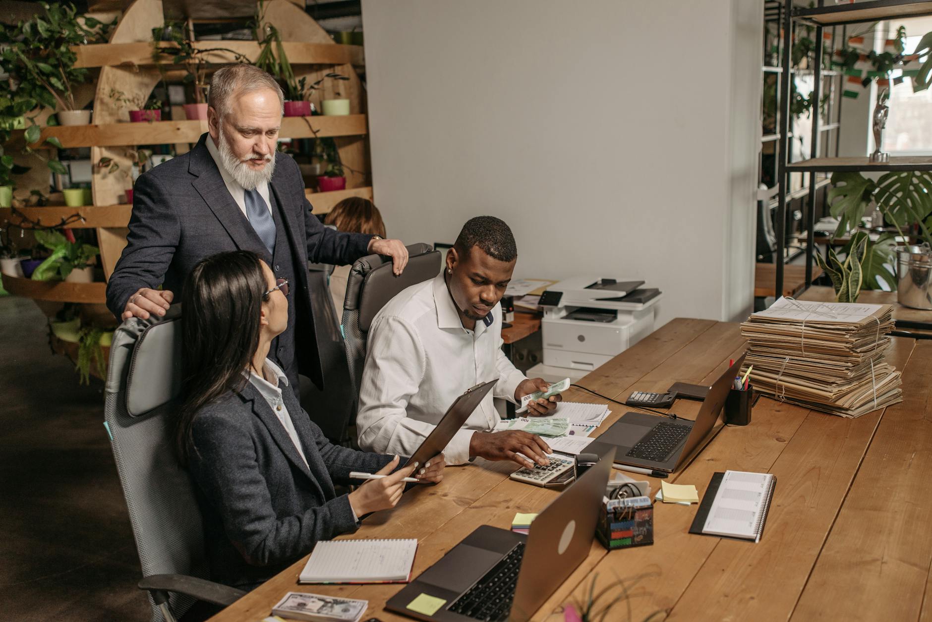 Anthropic「Claude for Small Business」始動──QuickBooks・PayPal・HubSpotが繋がる 本文画像1