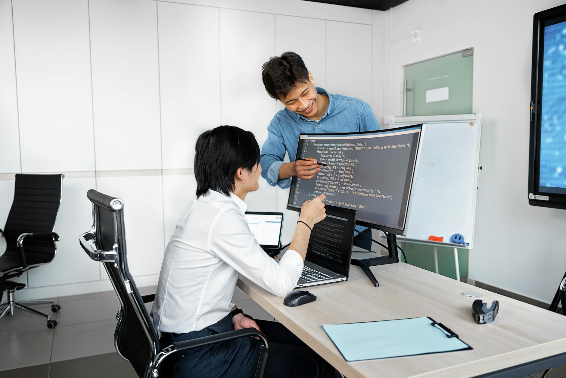 Anthropic が Claude 新「Constitution」を CC0 で公開 ─ AIガバナンスの転換点と中小企業への示唆 本文画像2